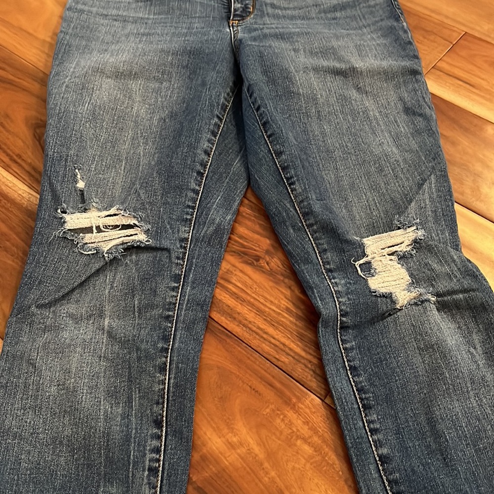 Universal Thread Destructed High Rise Skinny Jeans - Picture 4 of 8